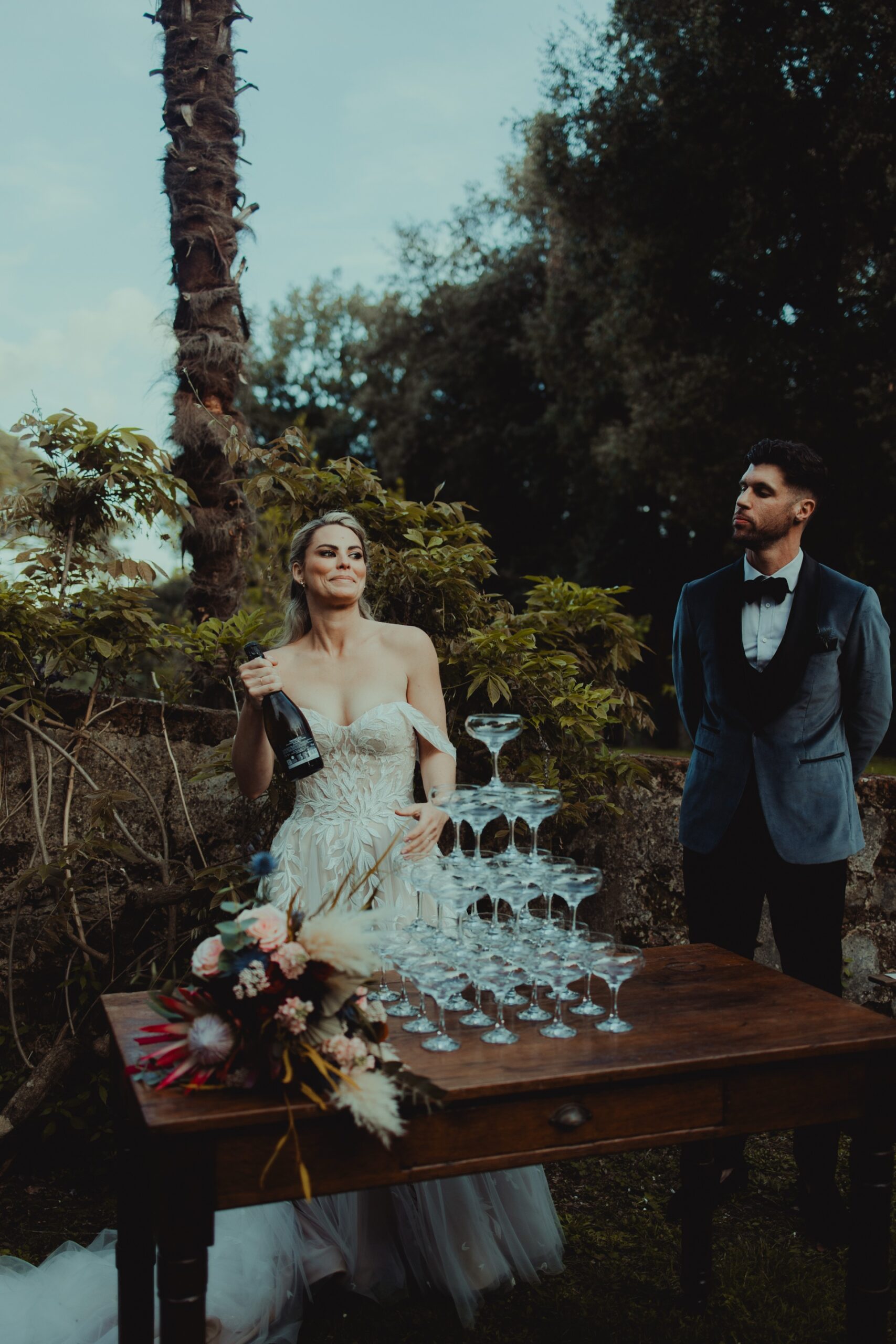 Guests enjoying an Italian aperitivo during a Tuscany destination wedding