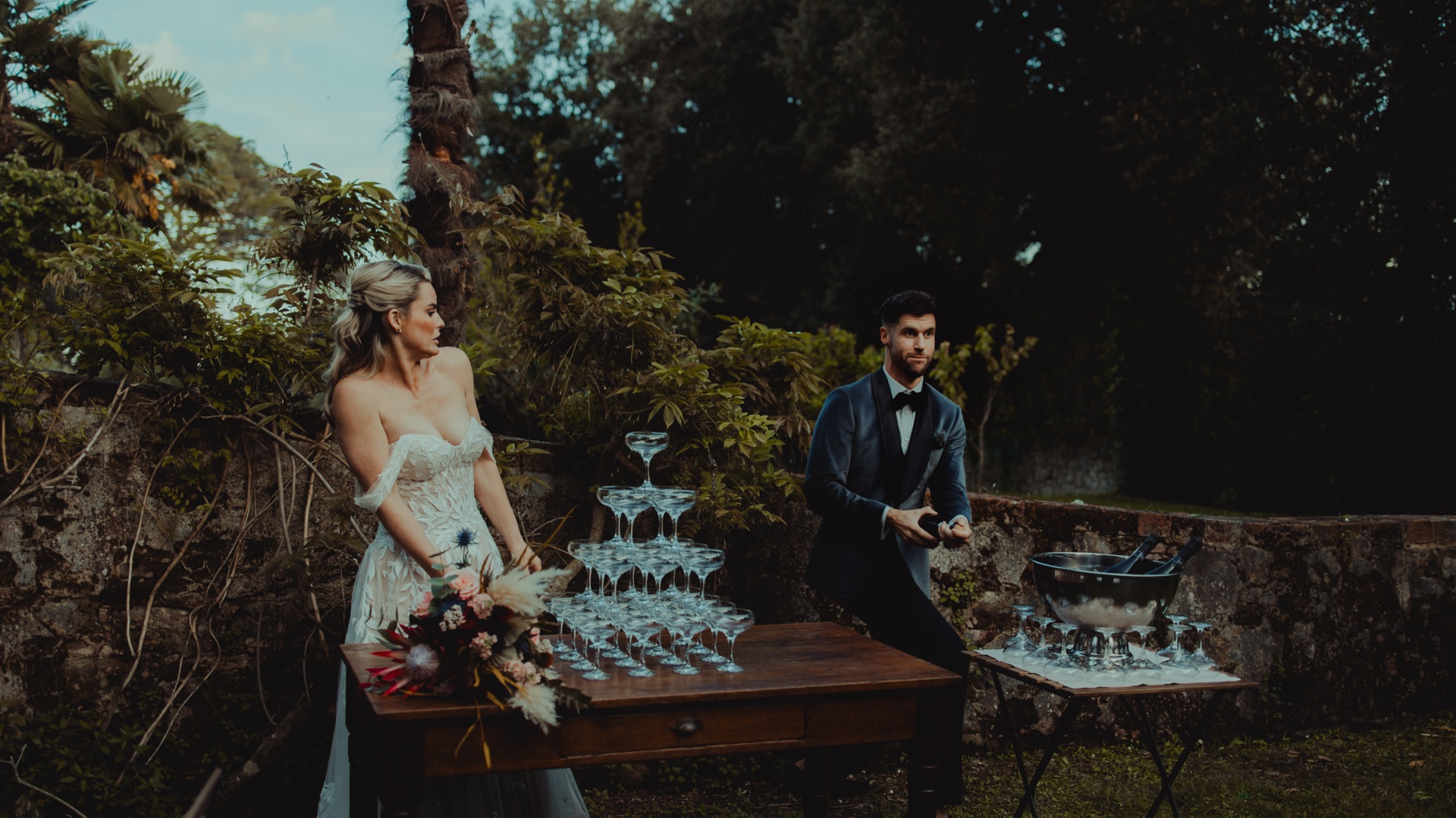 Guests enjoying an Italian aperitivo during a Tuscany destination wedding
