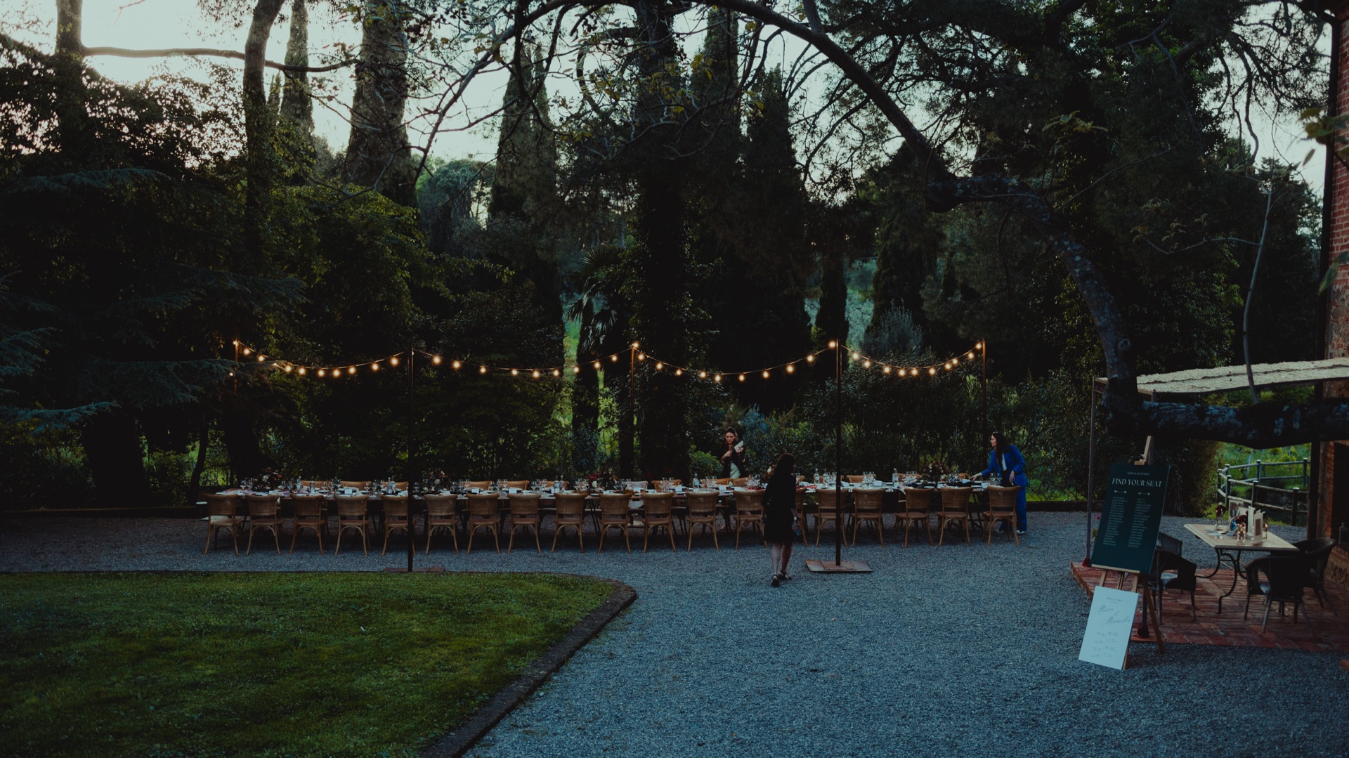 Destination wedding table setting at Villa Castelletto in Tuscany